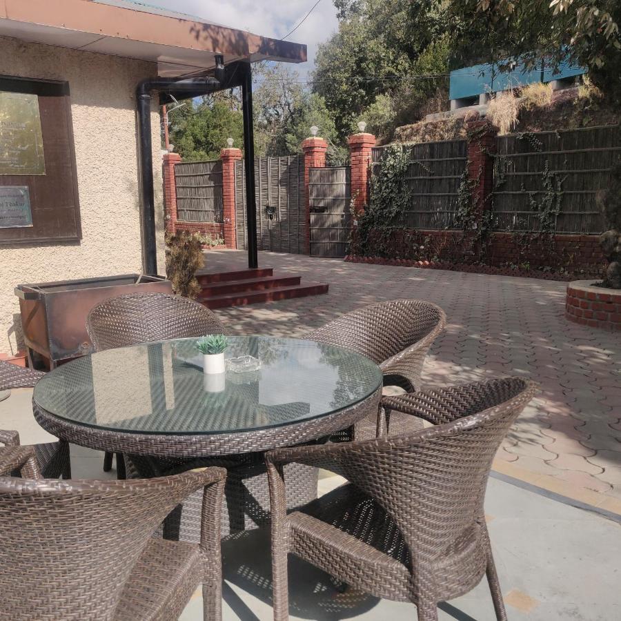 The Oaktree House Hotel Shimla Exterior photo