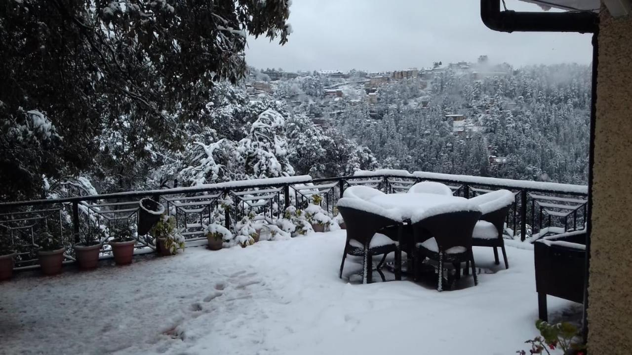 The Oaktree House Hotel Shimla Exterior photo