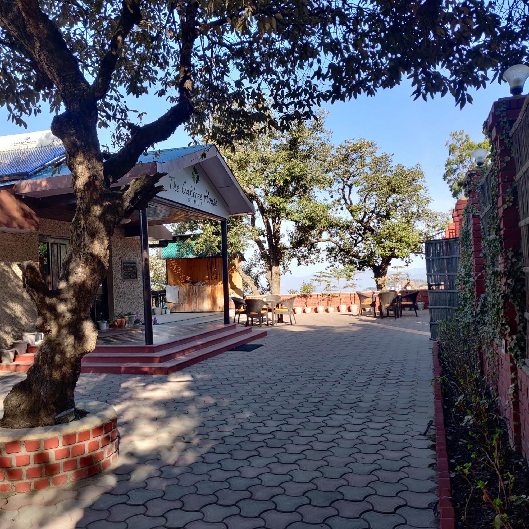 The Oaktree House Hotel Shimla Exterior photo