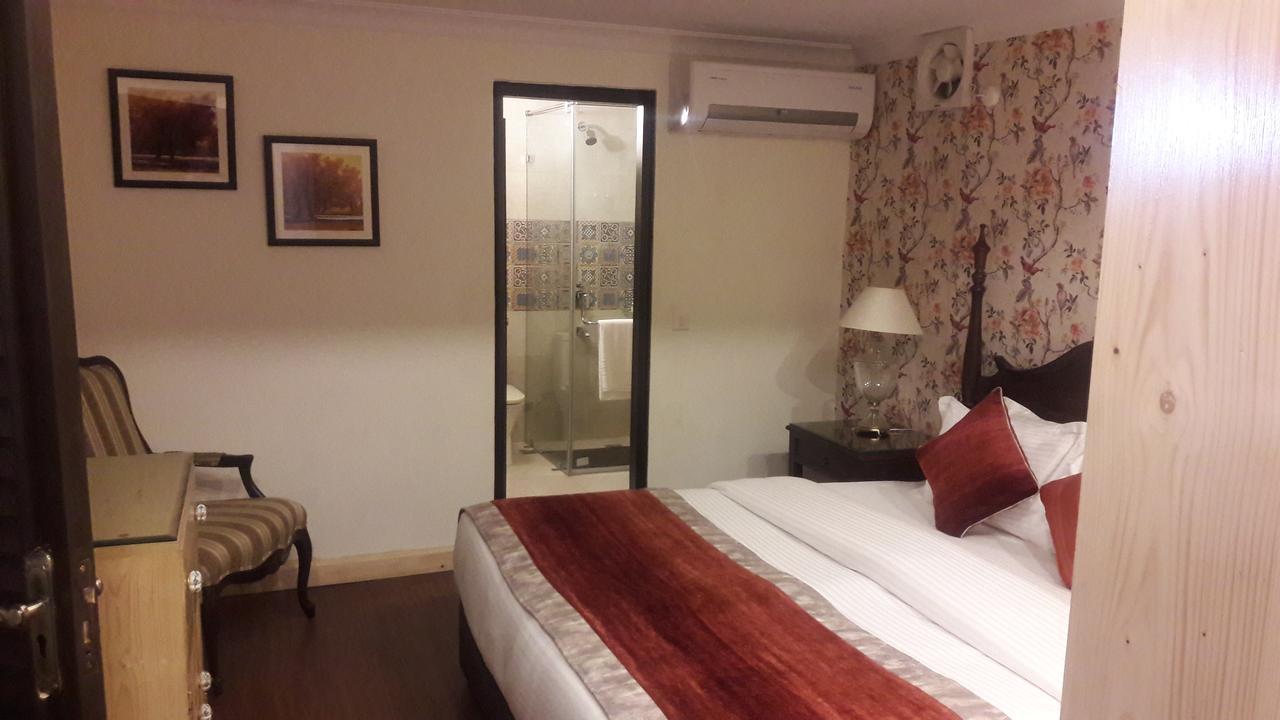The Oaktree House Hotel Shimla Exterior photo