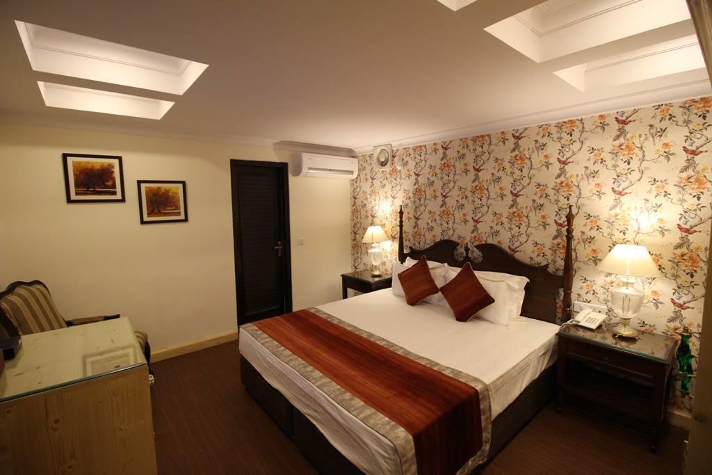 The Oaktree House Hotel Shimla Exterior photo