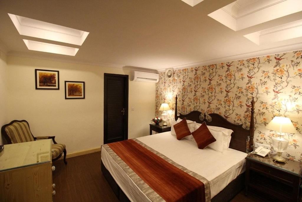 The Oaktree House Hotel Shimla Exterior photo