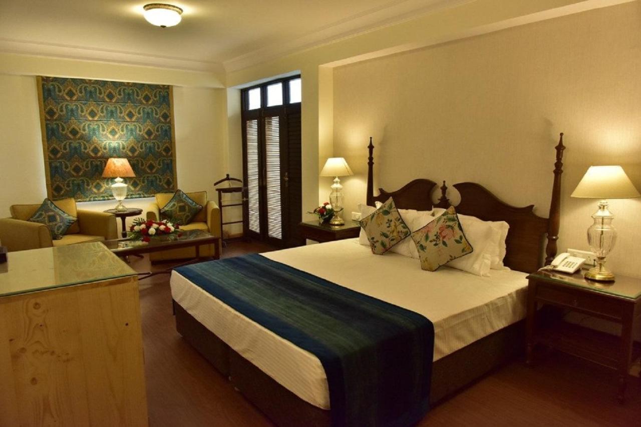The Oaktree House Hotel Shimla Exterior photo